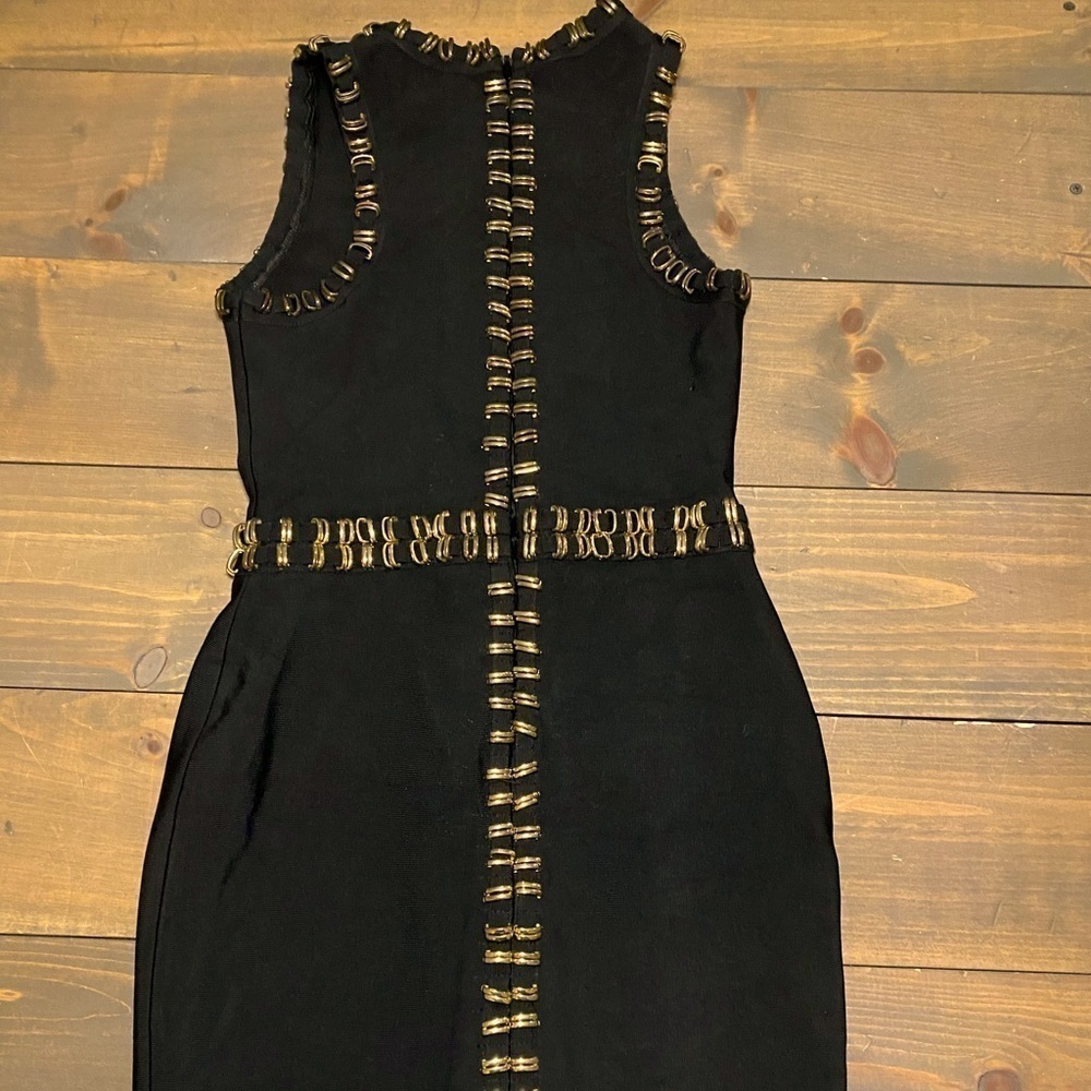 Black dress with gold accents - Picture 1 of 6